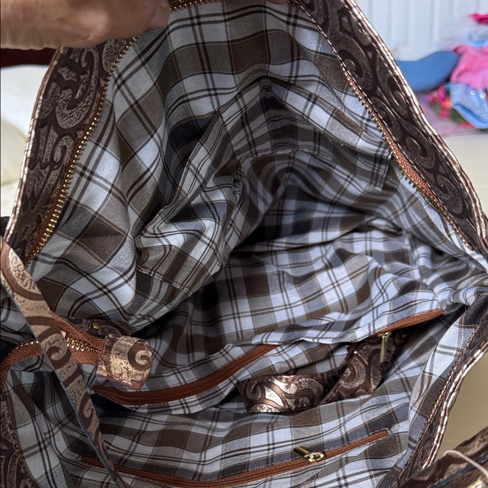 Chic Brown Patterned Shoulder Bag - image 2